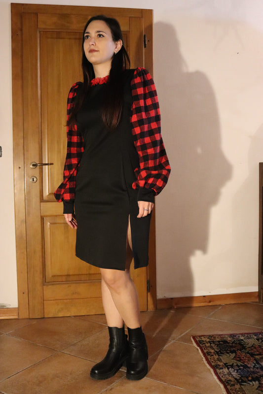 Short Black Stretch Dress with Balloon Sleeves in Red/Black Checked Fabric