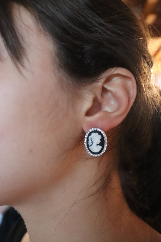 Pair of Stud Earrings with Black Cameo and Rhinestones