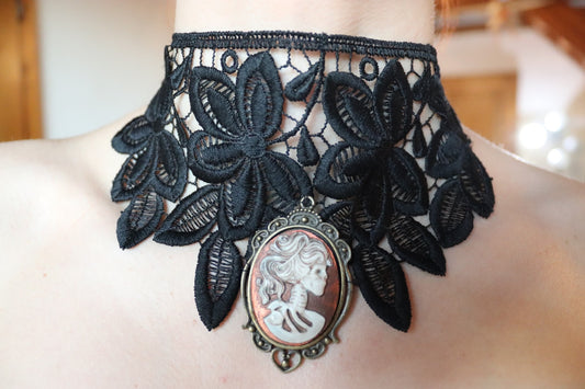 DF - black cotton lace necklace. bronze cameo