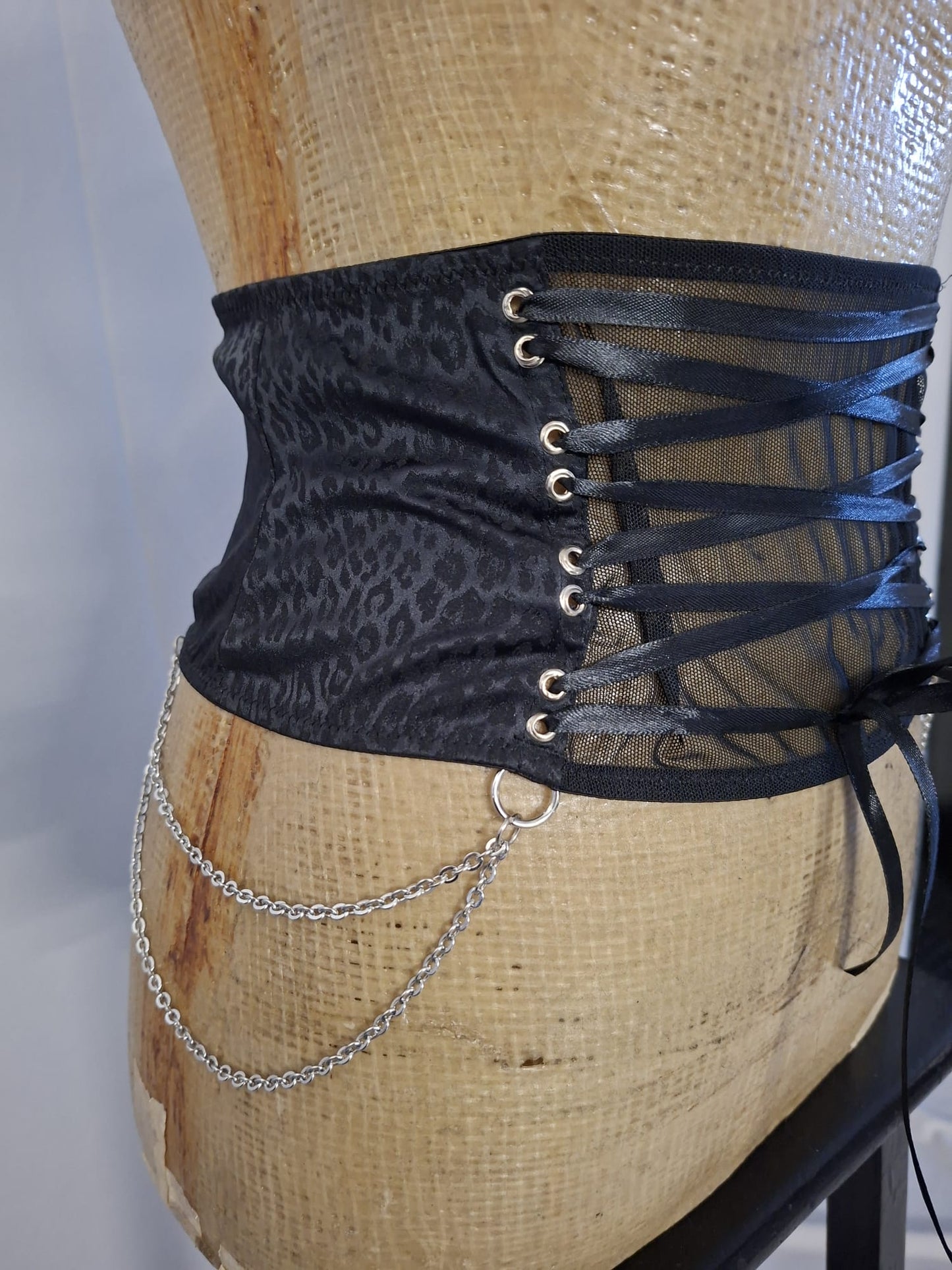 Stringivita A Cintura