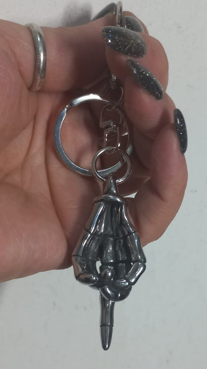 Portachiavi in Acciaio Mano Rock Dito medio