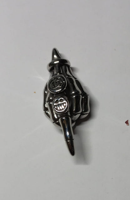 Portachiavi in Acciaio Mano Rock Dito medio